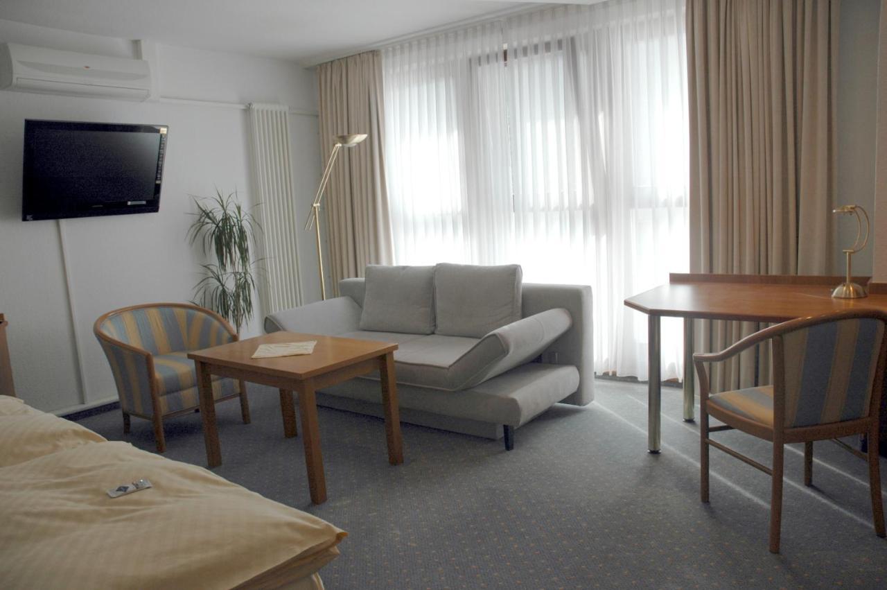 בודנוורדר Parkhotel Goldlinde מראה חיצוני תמונה